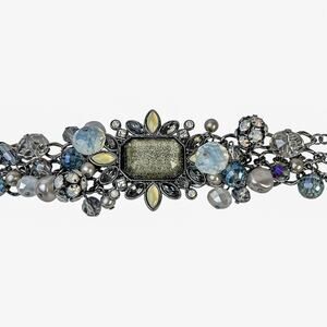 Cha Cha Beaded Bracelet Glitter Stone Blue Dangle Gun Metal Chain Magnet Clasp